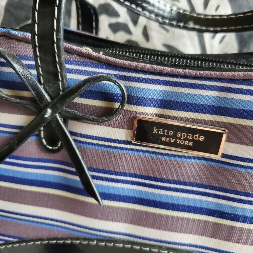 Kate Spade purse - Picture 2 of 5